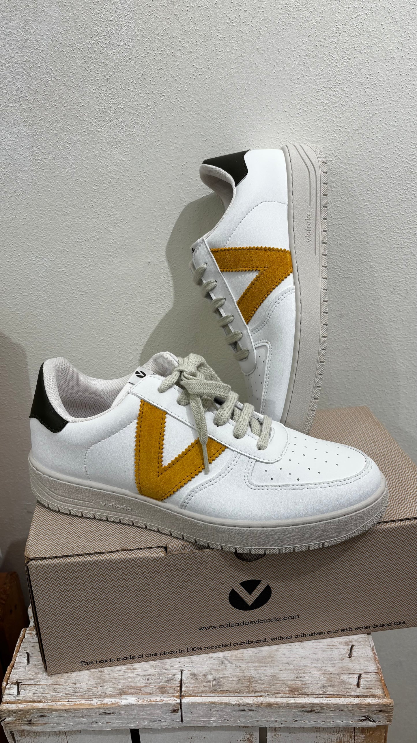 Victoria mostanza 101