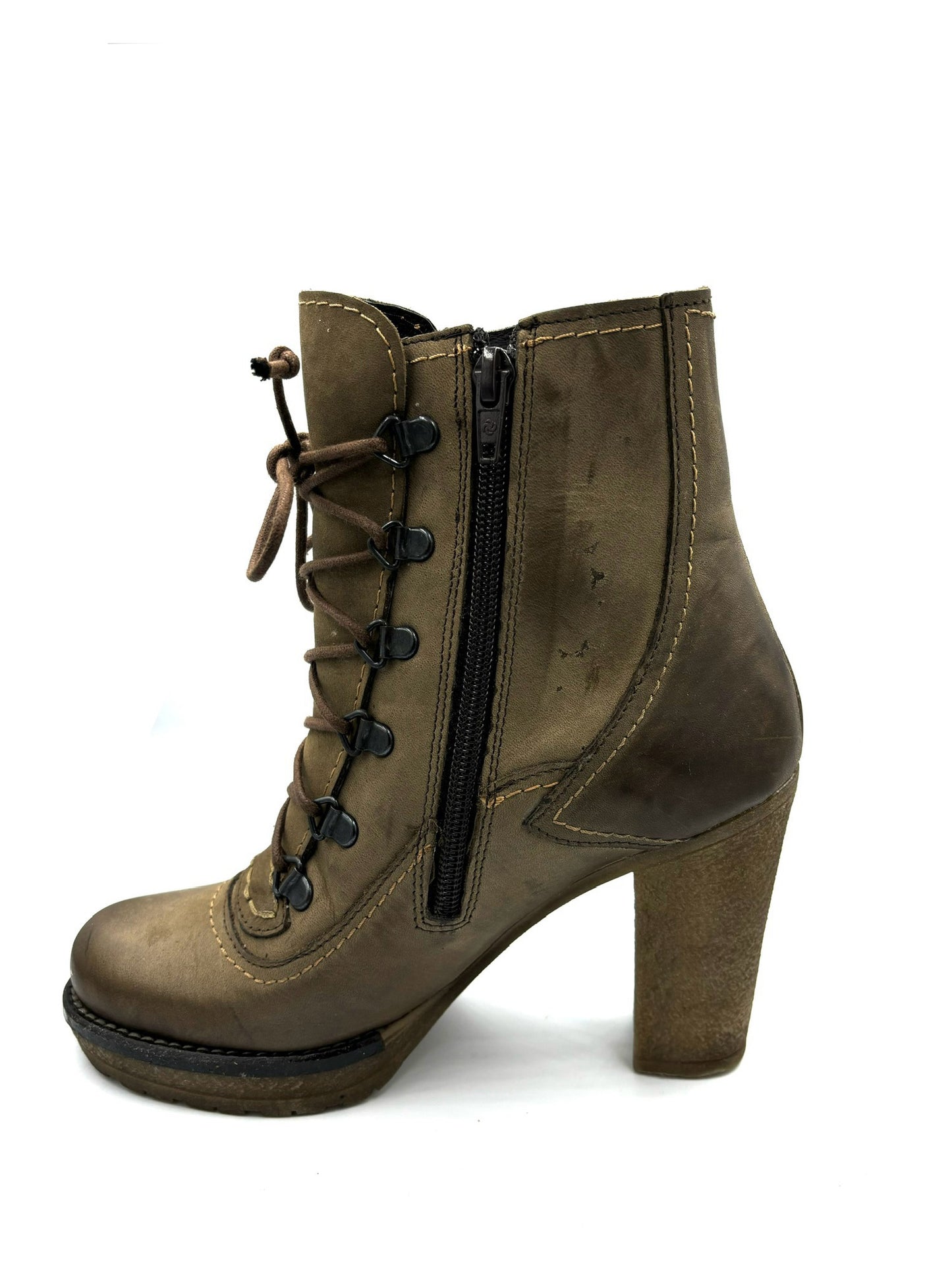 Stivaletto con tacco Pie libre
