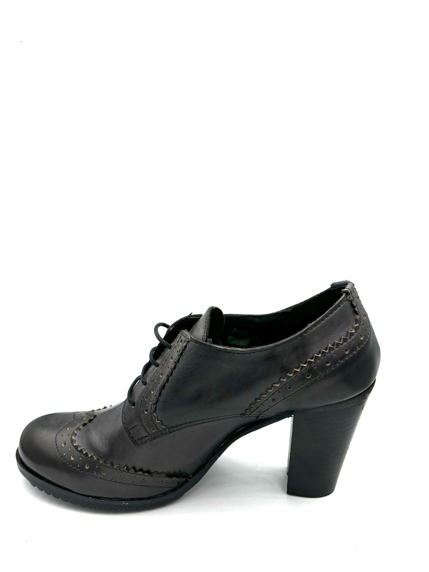 Scarpa con tacco Giordano moda