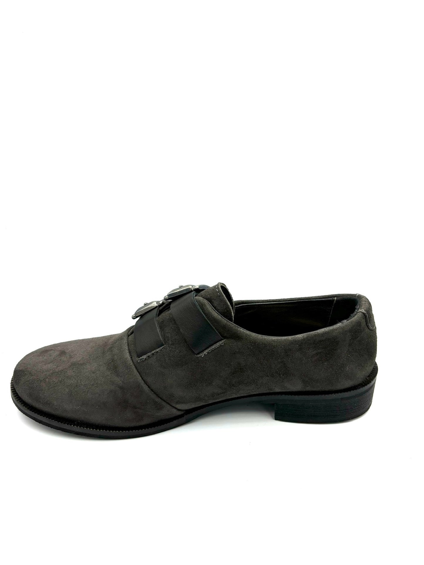 Scarpa via studio