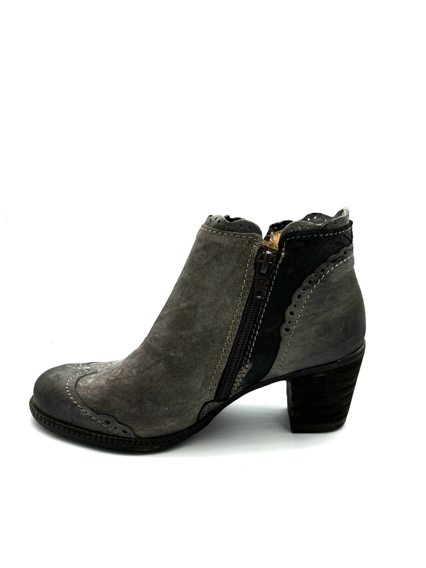Stivaletto con tacco Clocharme