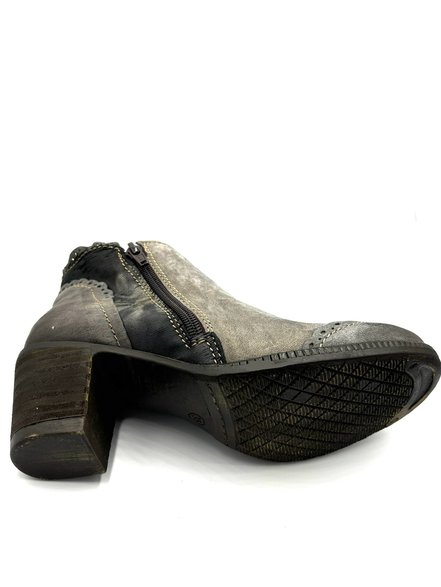 Stivaletto con tacco Clocharme