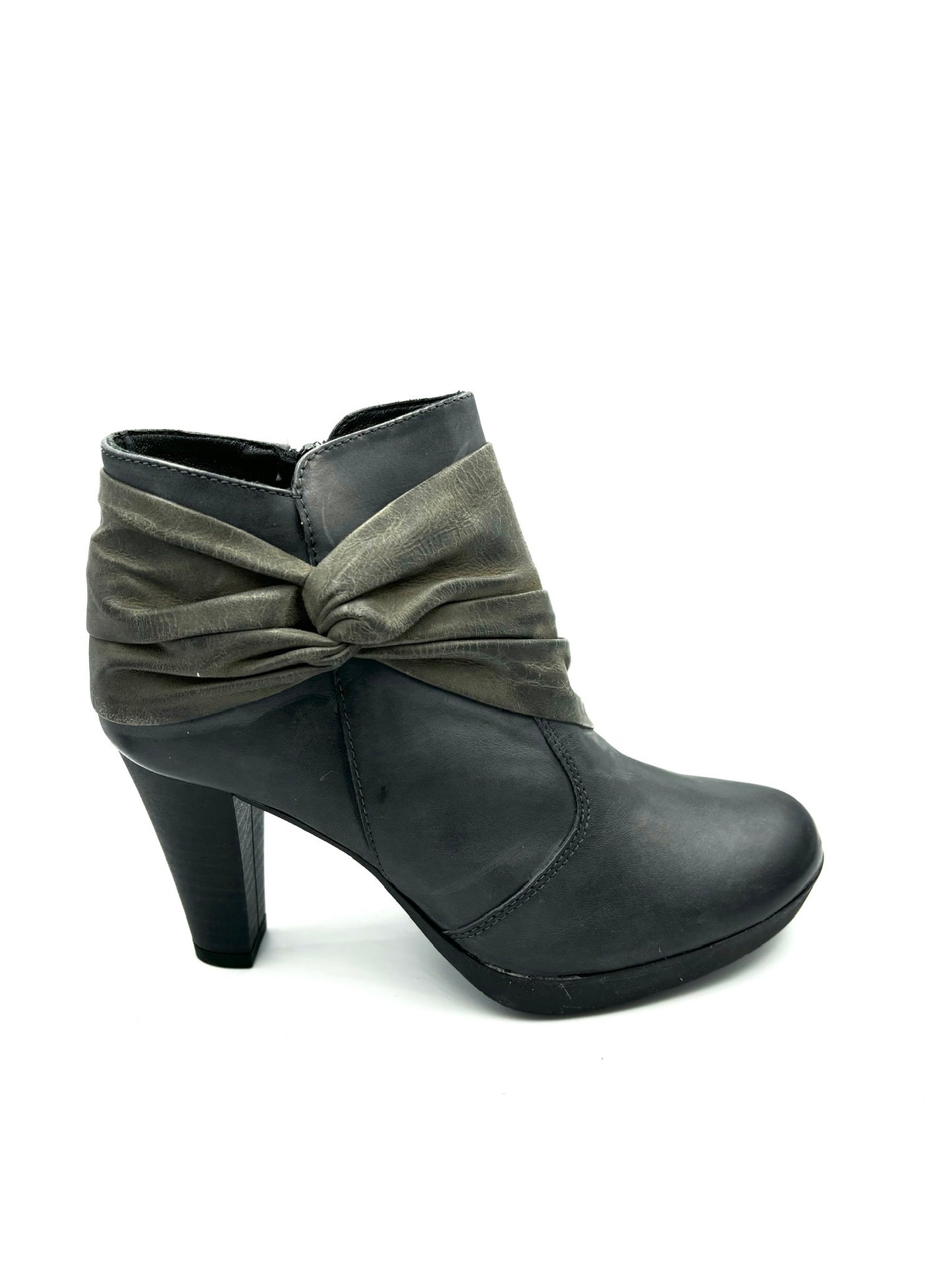 Scarpa con tacco Venexiana