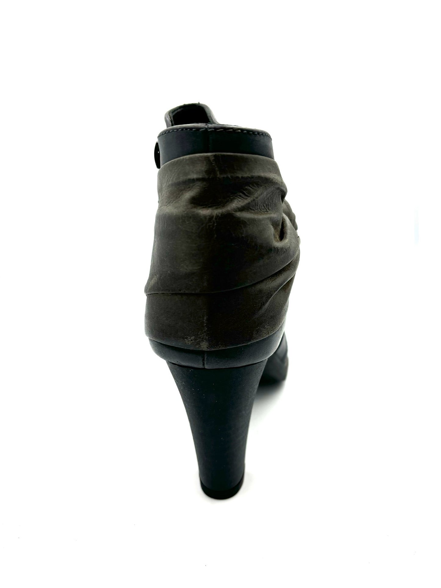 Scarpa con tacco Venexiana