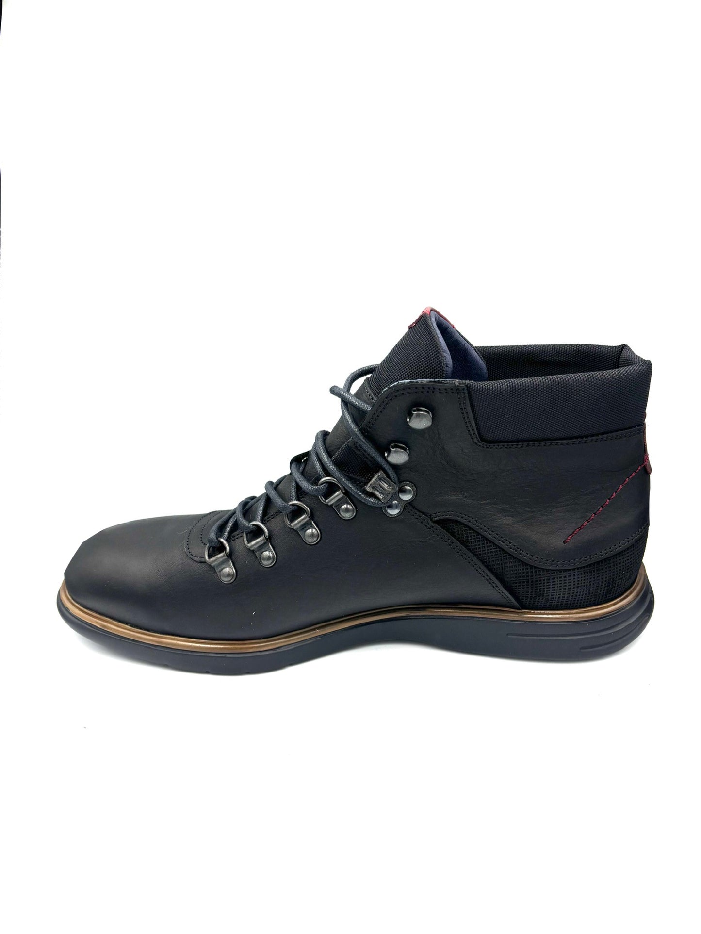 Scarpa stringata Fluchos