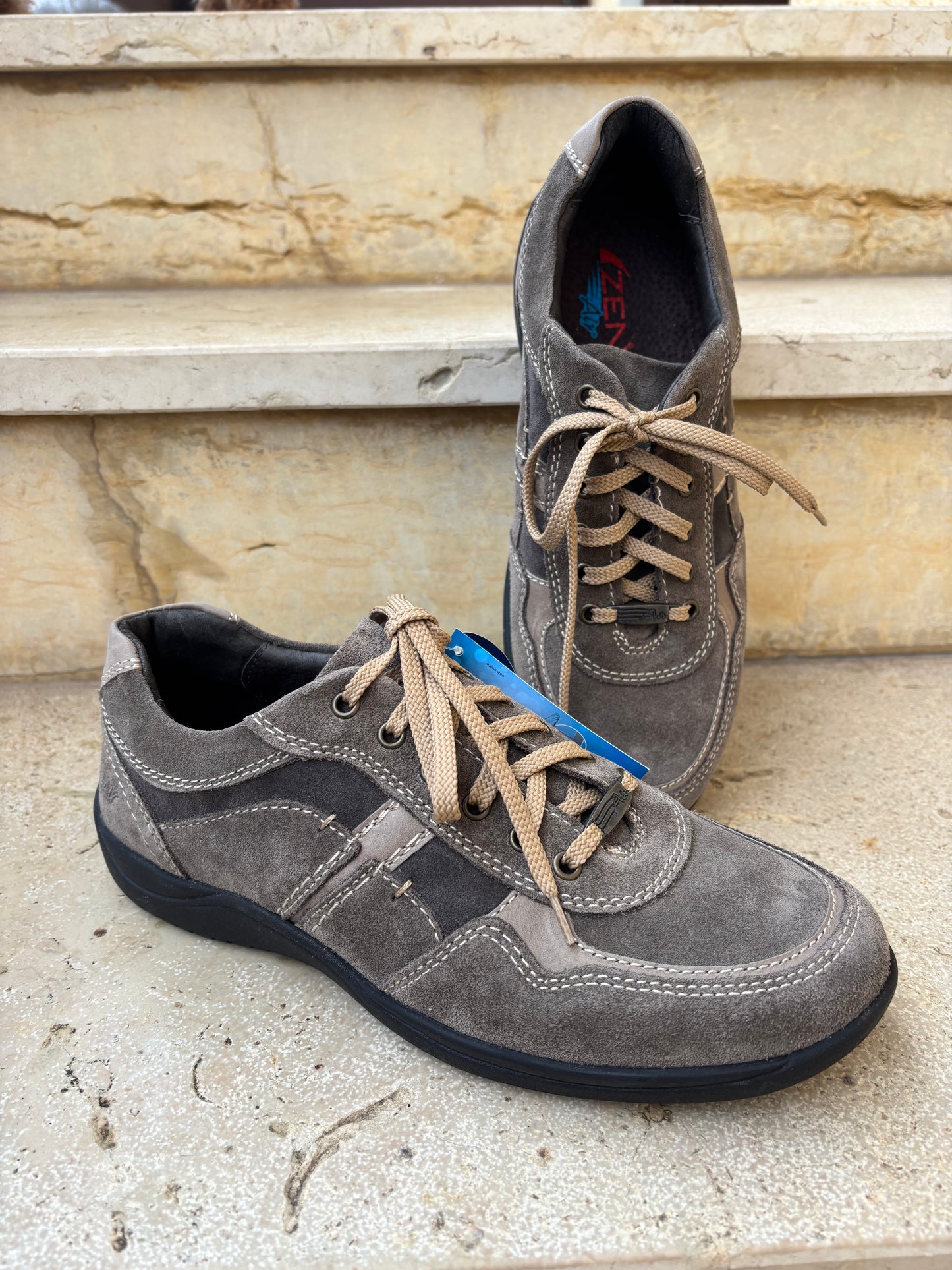 Scarpa stringata Zen
