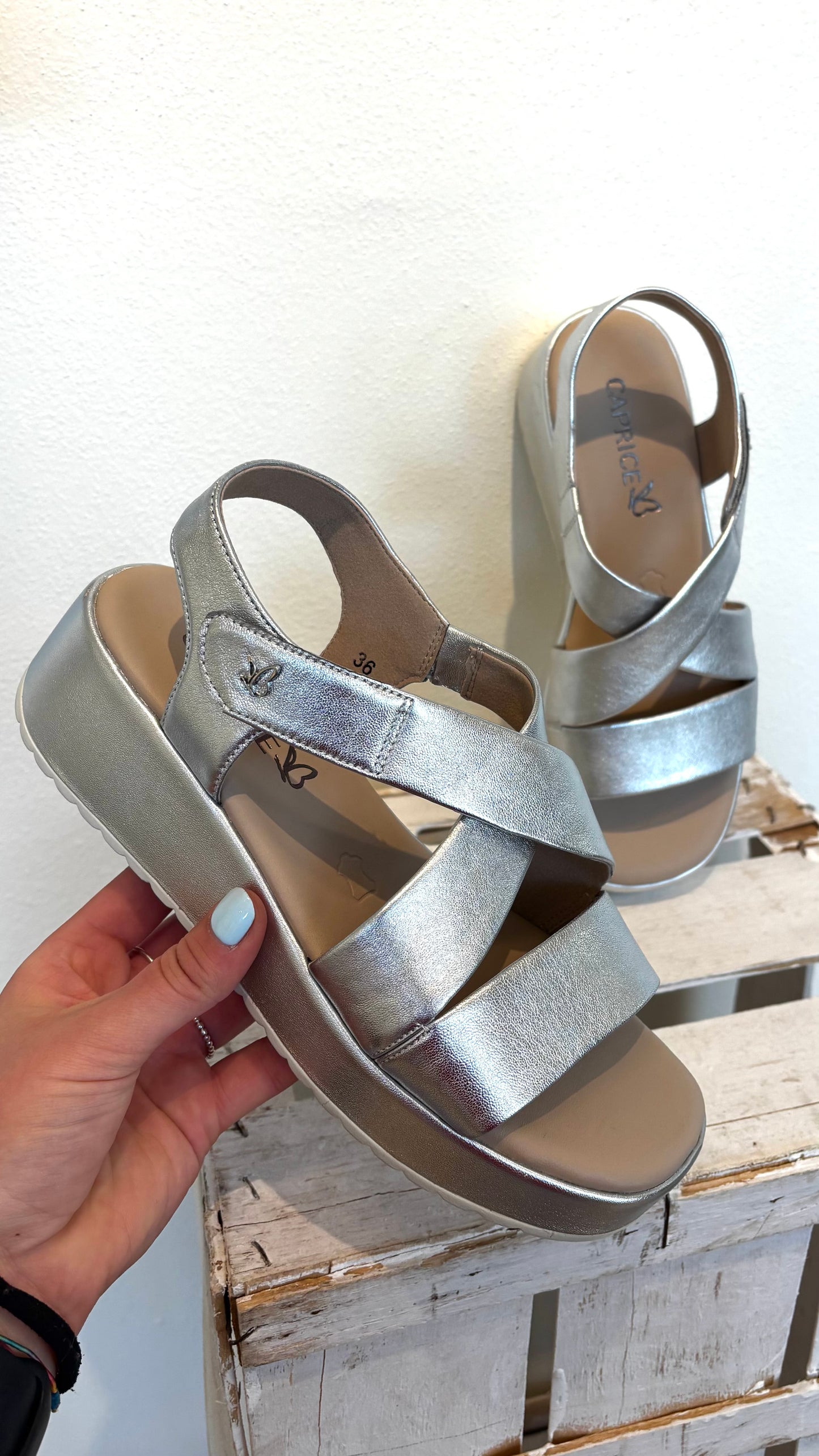 Caprice in pelle | 1065