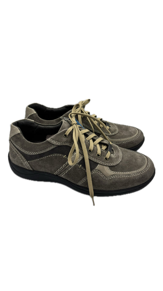 Scarpa stringata Zen