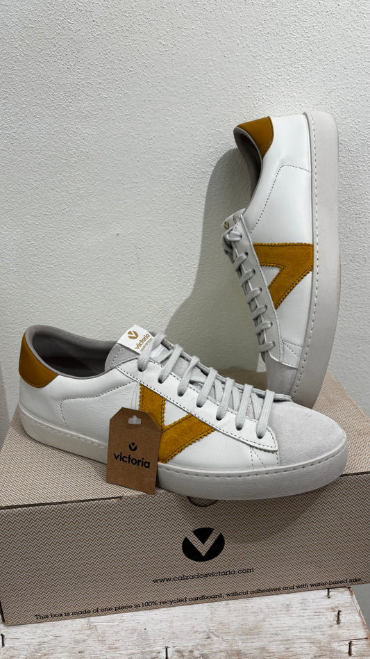 Victoria mostanza 142