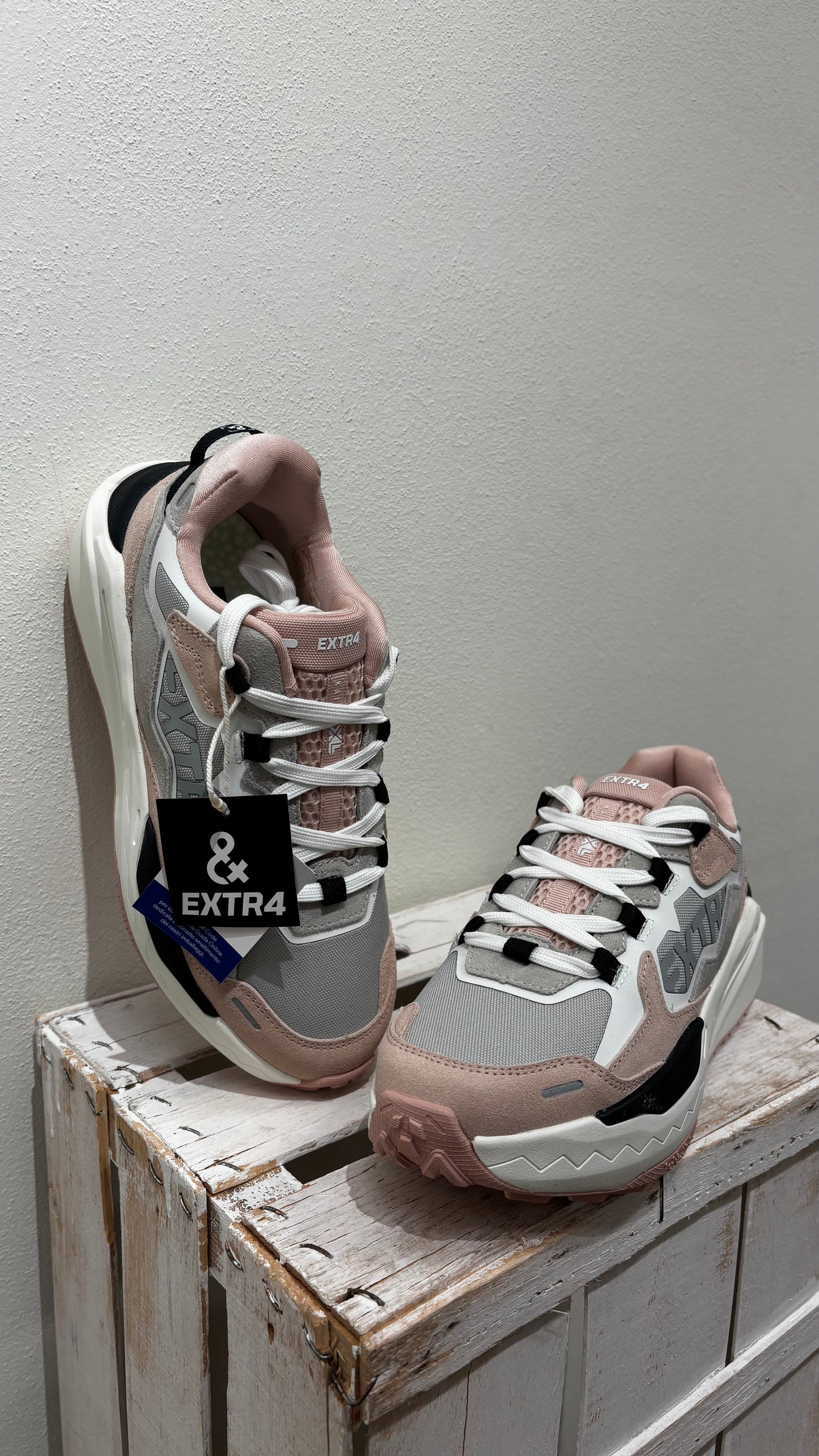 EXTR4 | 56