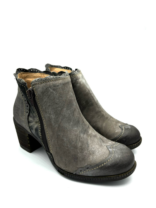 Stivaletto con tacco Clocharme